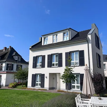 Julias Gaestehaus Hotel